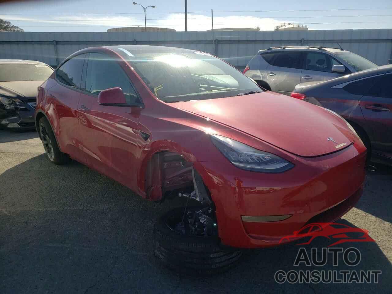 TESLA MODEL Y 2021 - 5YJYGAEE5MF223179