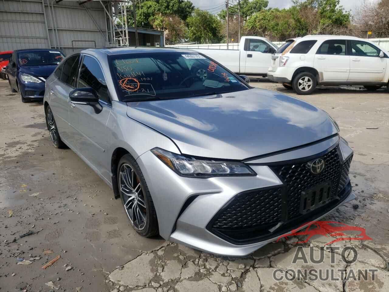 TOYOTA AVALON 2019 - 4T1BZ1FB9KU018369