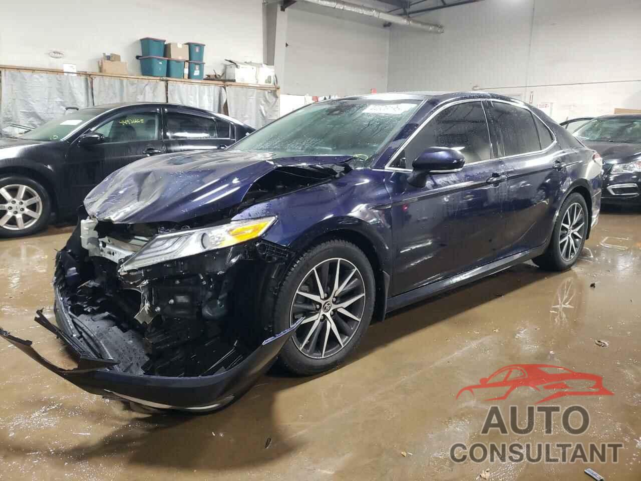 TOYOTA CAMRY 2022 - 4T1F11BK2NU066363
