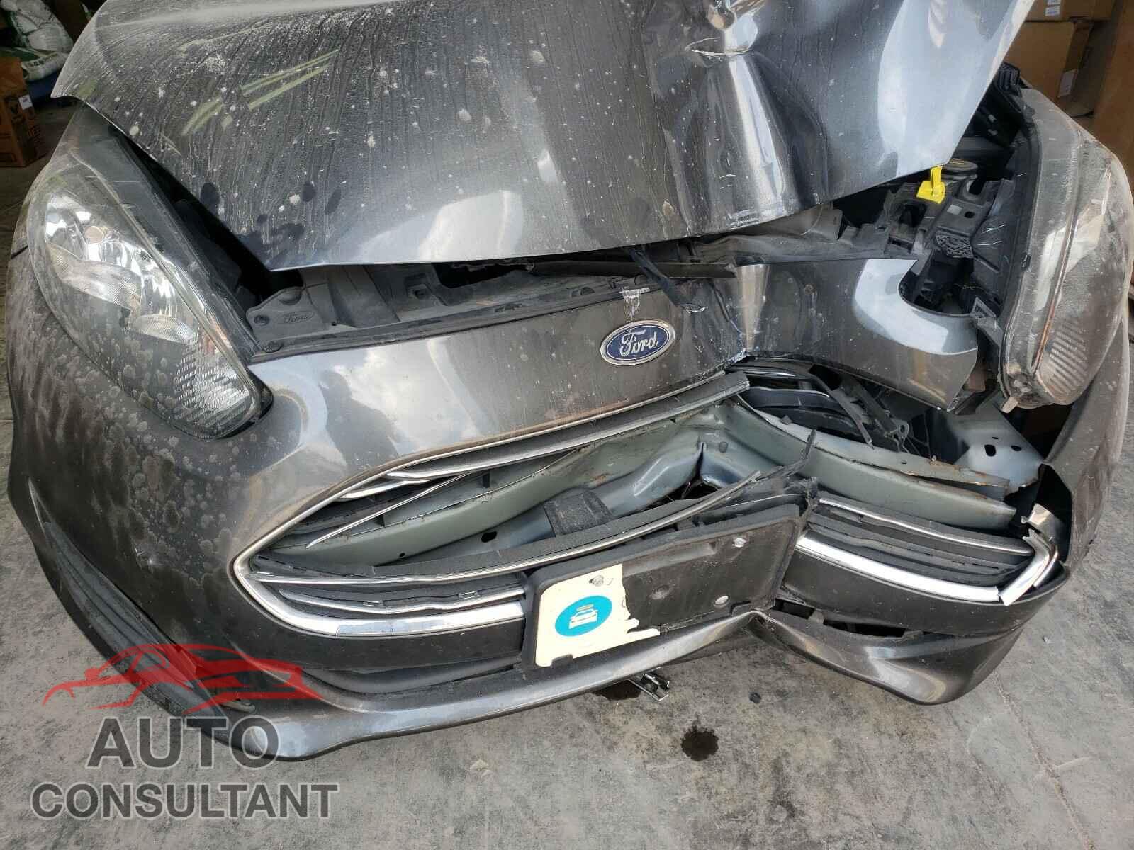 FORD FIESTA 2017 - 3FADP4EJ8HM123629