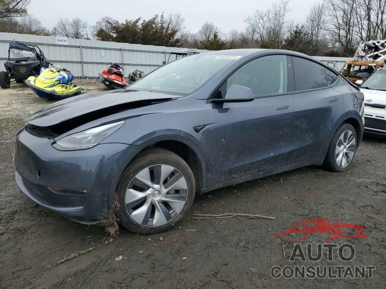 TESLA MODEL Y 2023 - 7SAYGDED5PF933554