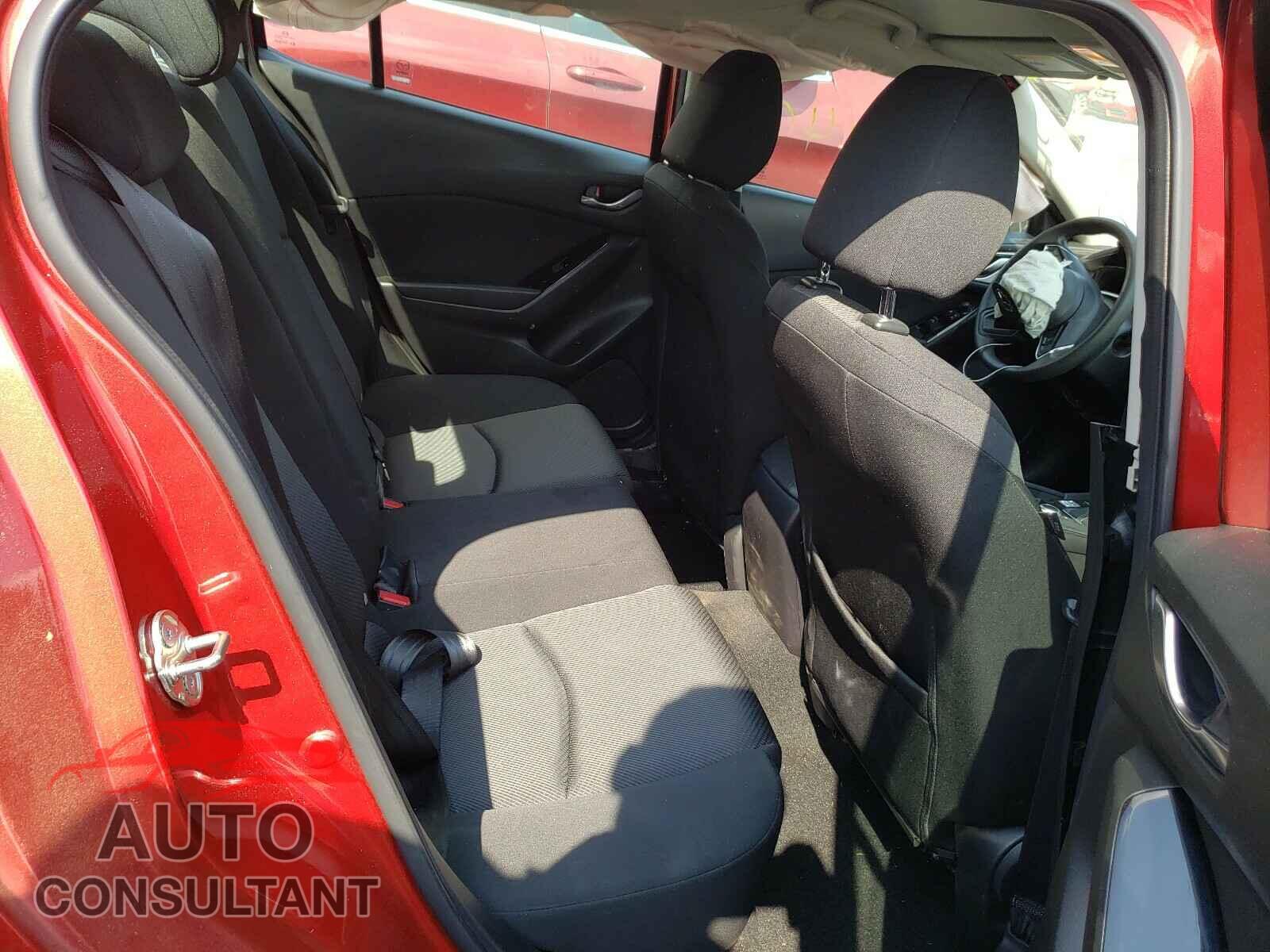 MAZDA 3 2017 - 3MZBN1U75HM107686