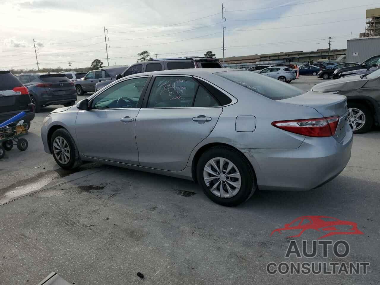 TOYOTA CAMRY 2016 - 4T4BF1FK3GR578250