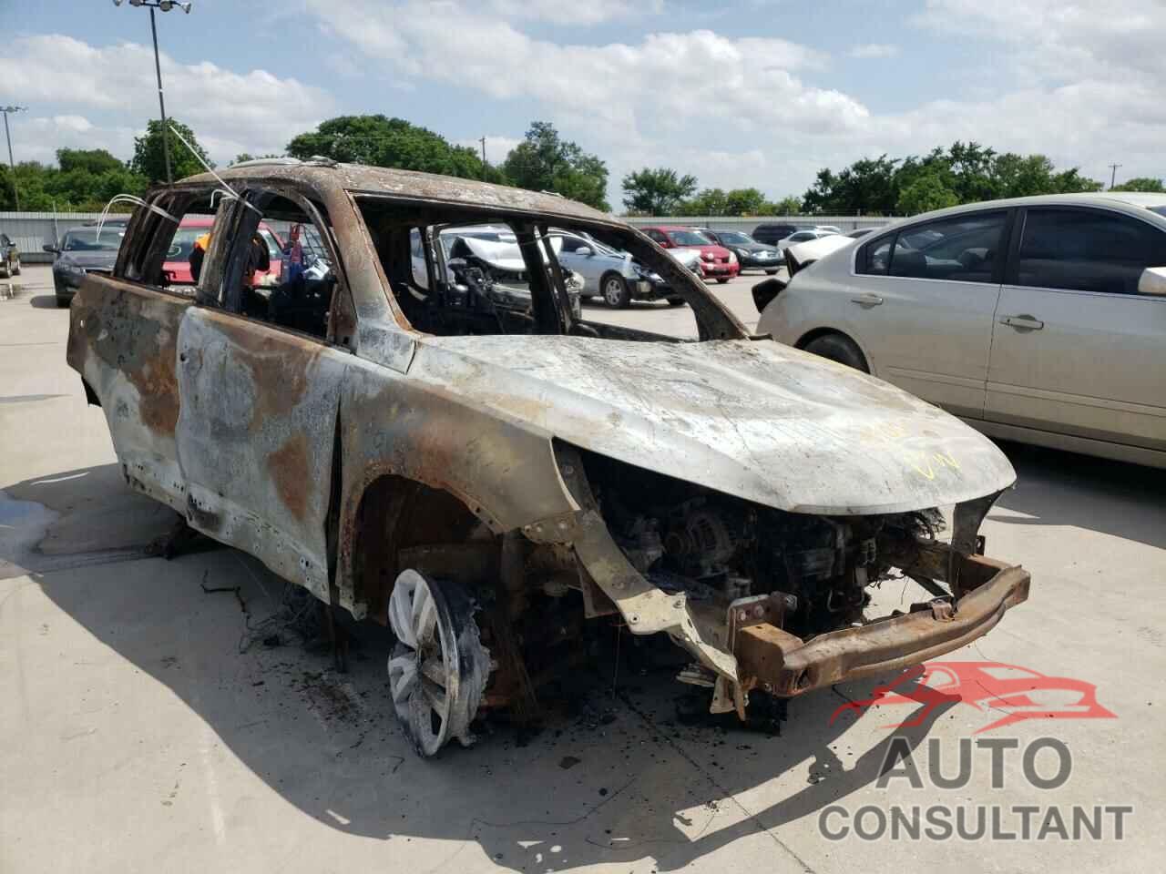 VOLKSWAGEN TIGUAN 2017 - WVGAV7AXXHK022514