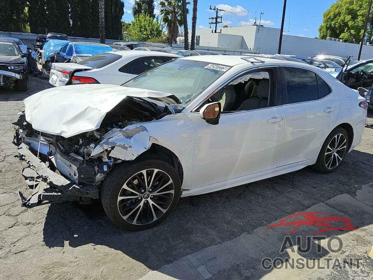 TOYOTA CAMRY 2018 - JTNB11HK9J3010975