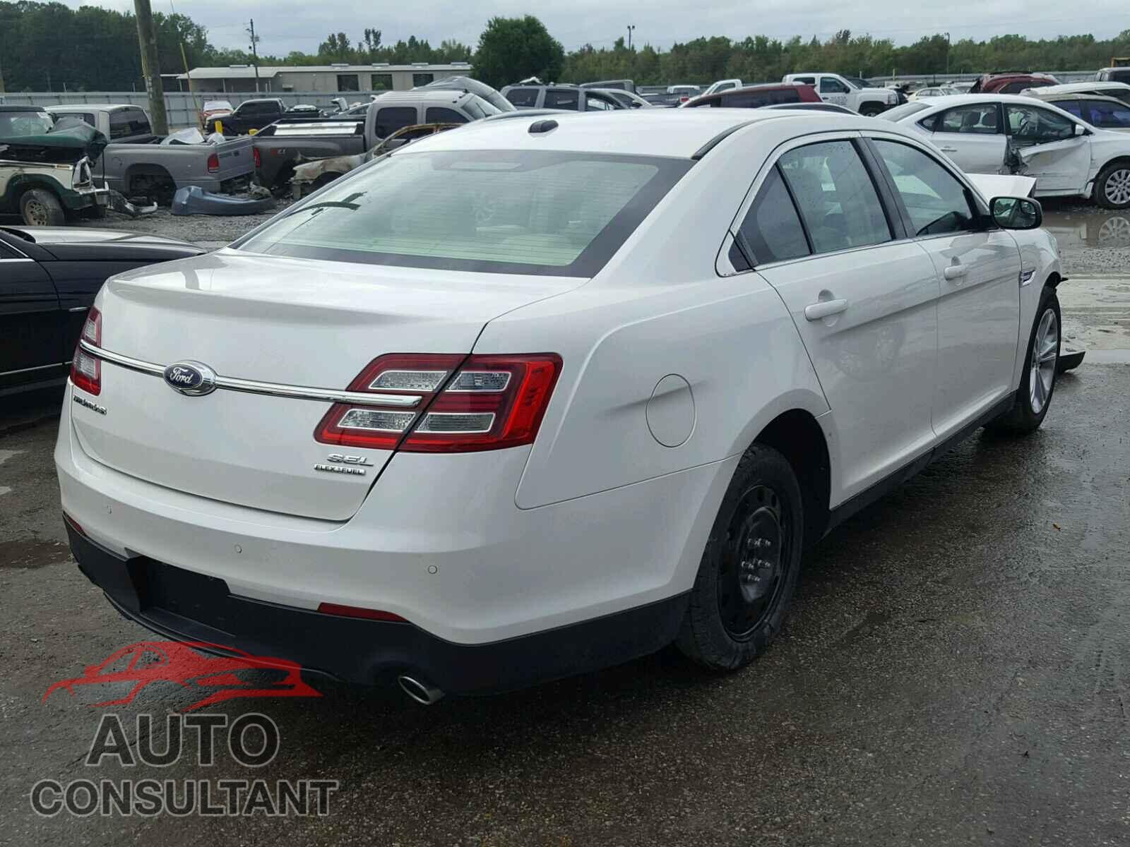 FORD TAURUS 2015 - 1FAHP2E88FG176731