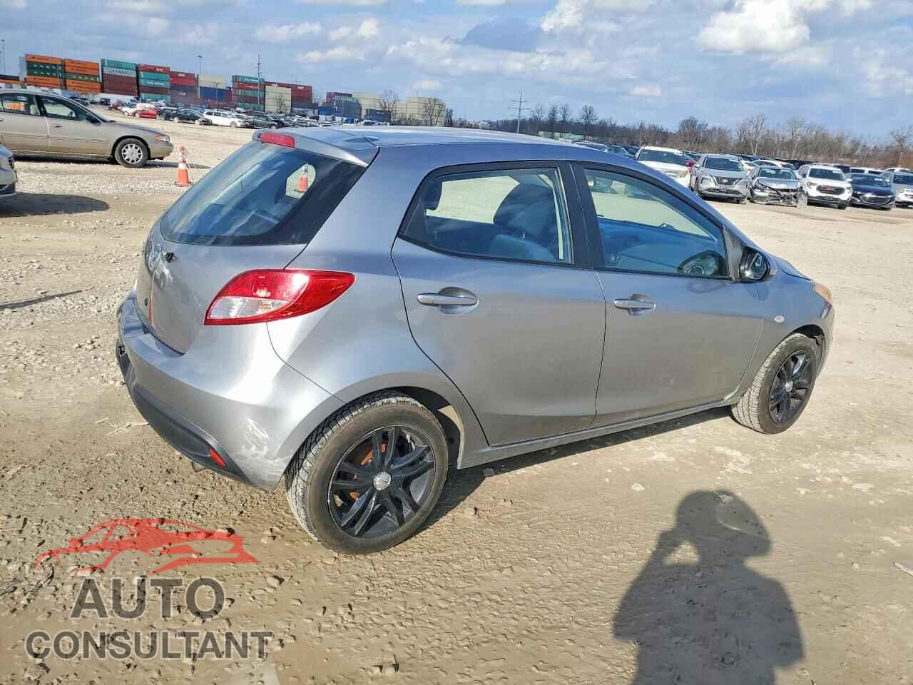MAZDA 2 2014 - JM1DE1KY6E0181804
