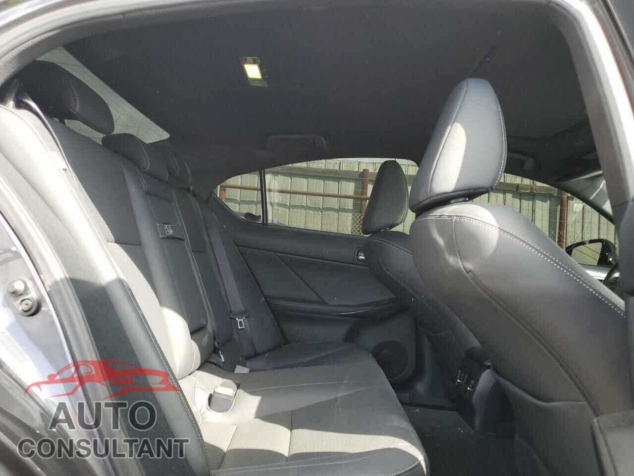 LEXUS IS 2022 - JTHDA1D2XN5122034