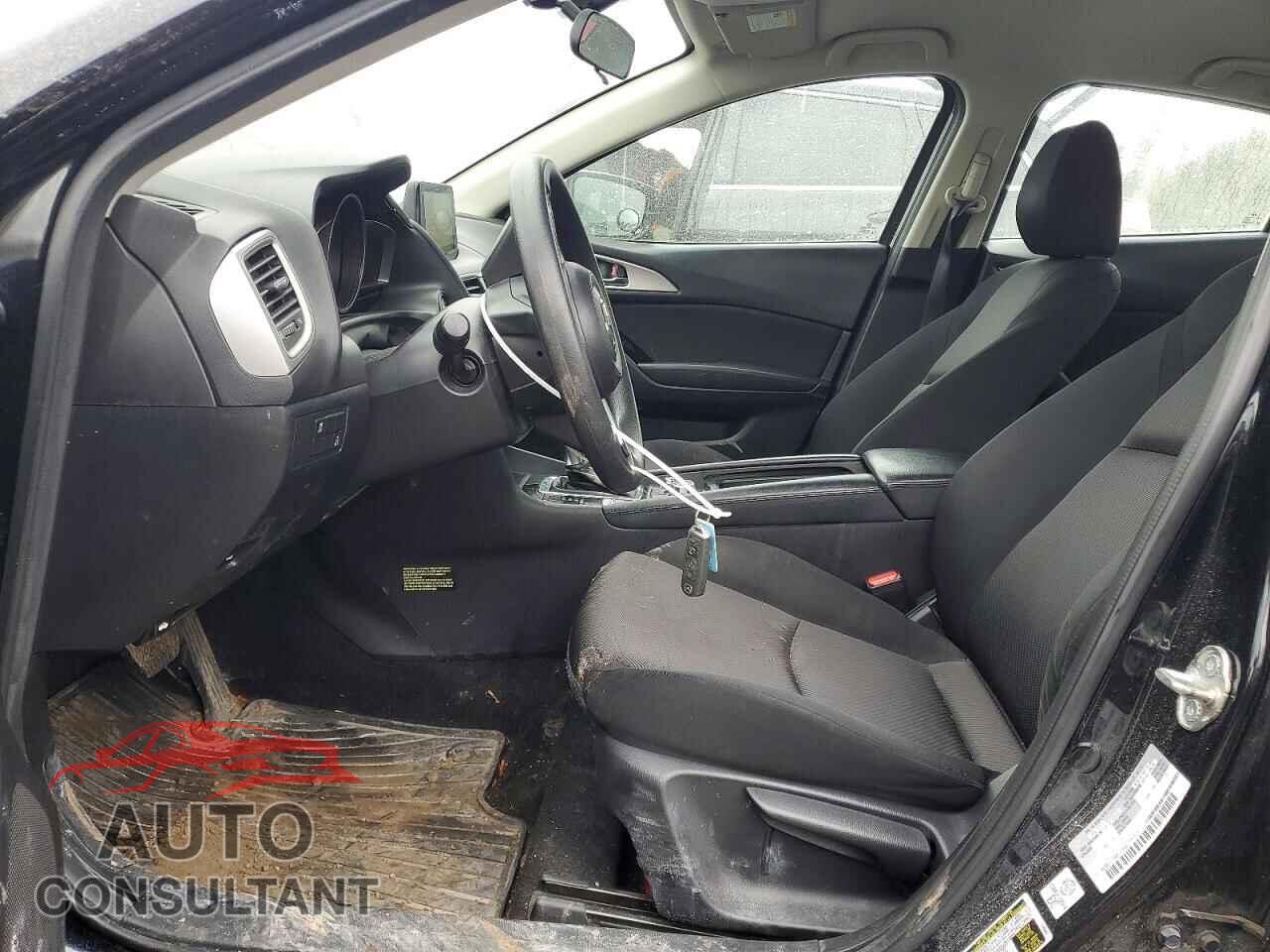 MAZDA 3 2017 - 3MZBN1U7XHM137444