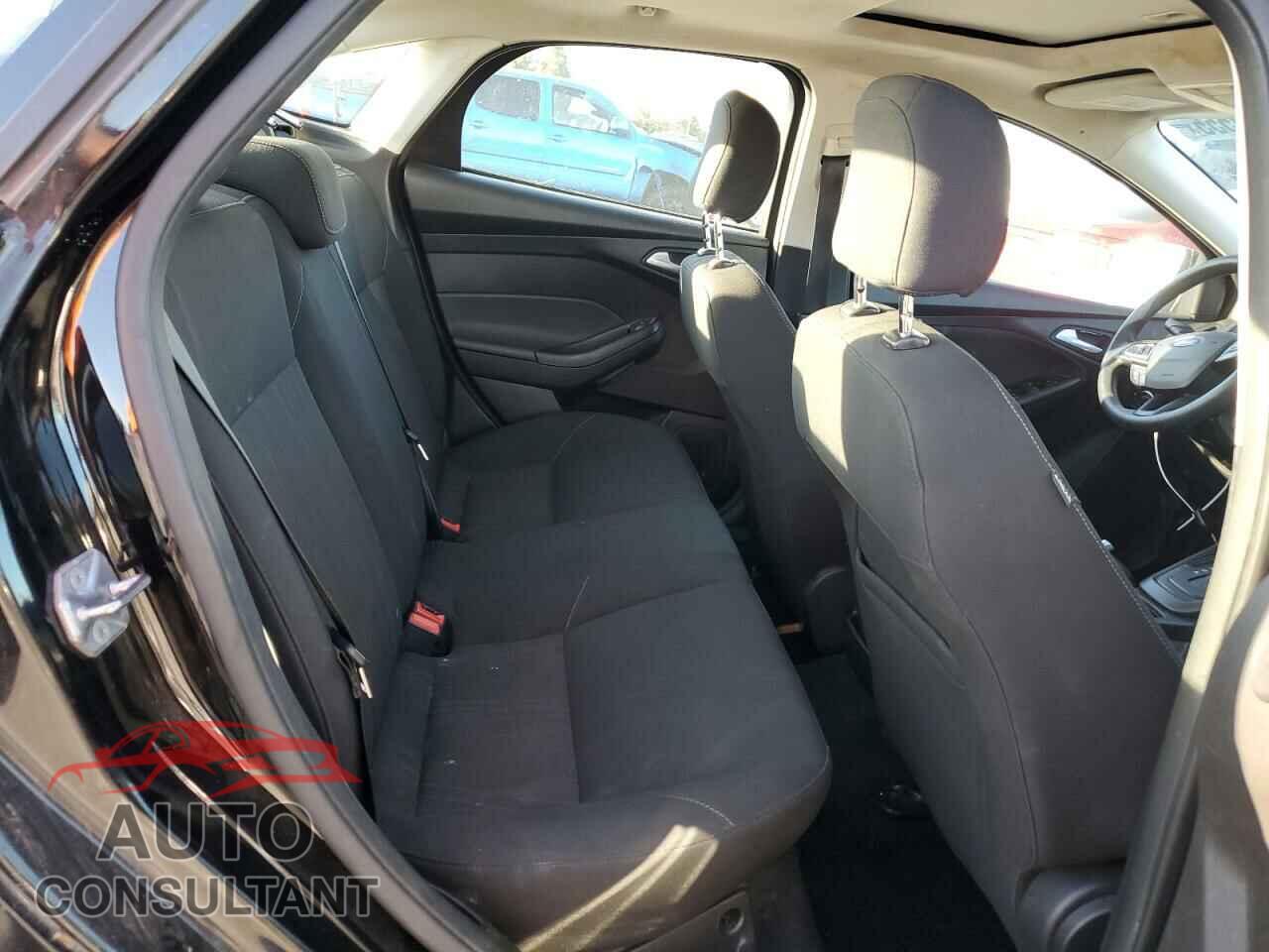 FORD FOCUS 2017 - 1FADP3H26HL308049