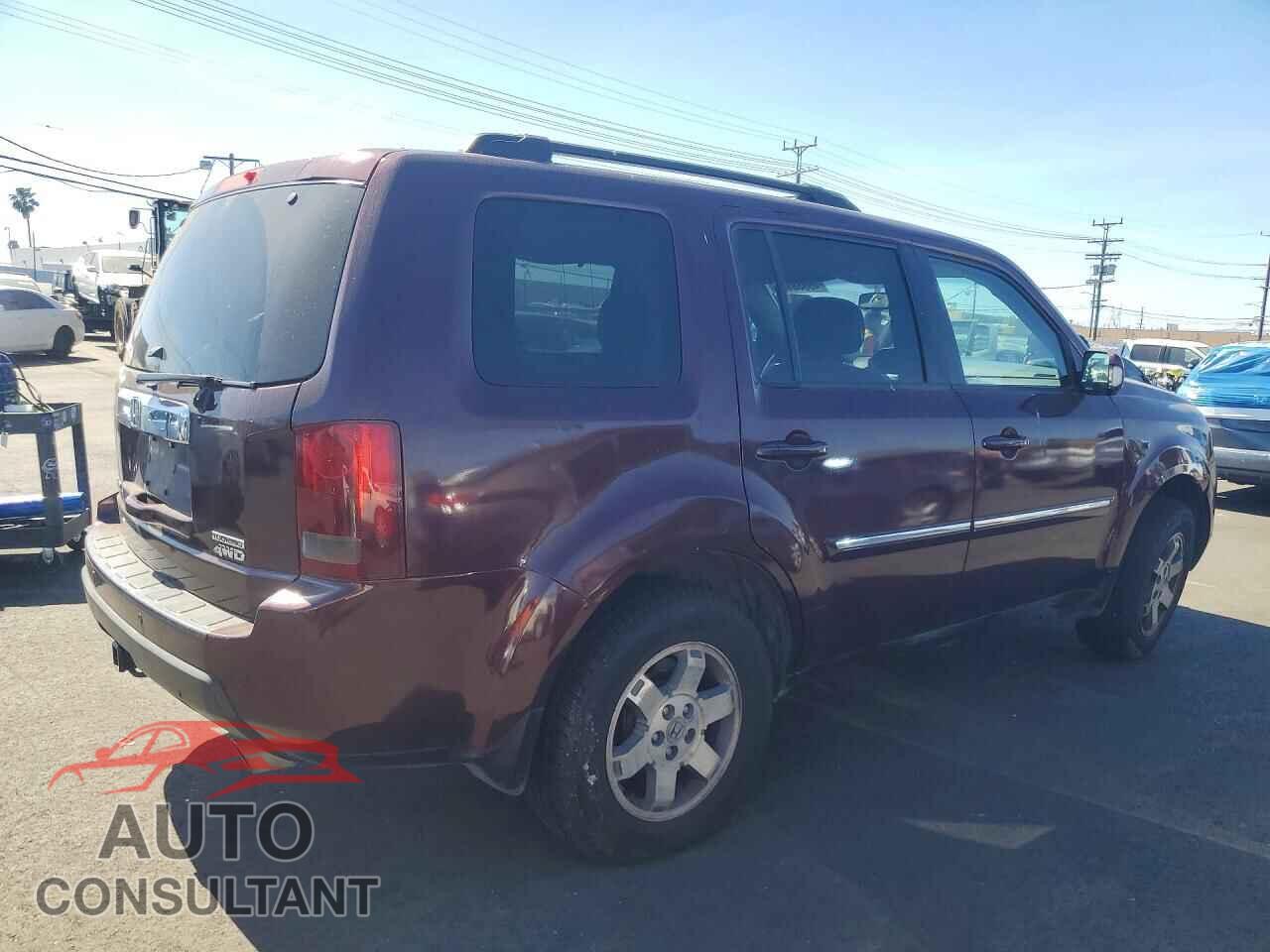 HONDA PILOT 2011 - 5FNYF4H92BB031315