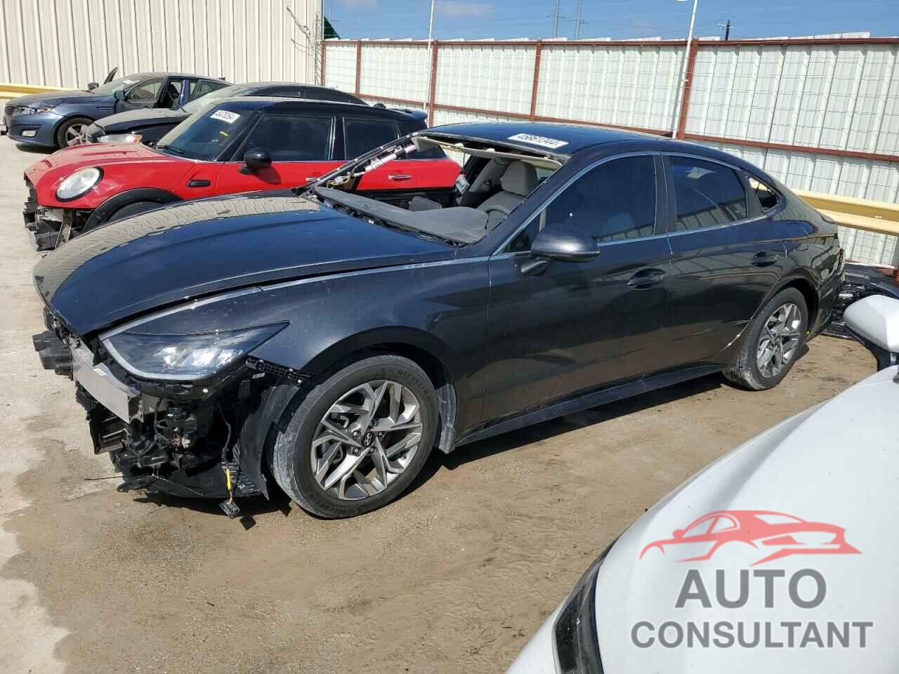HYUNDAI SONATA 2022 - KMHL64JA3NA213127