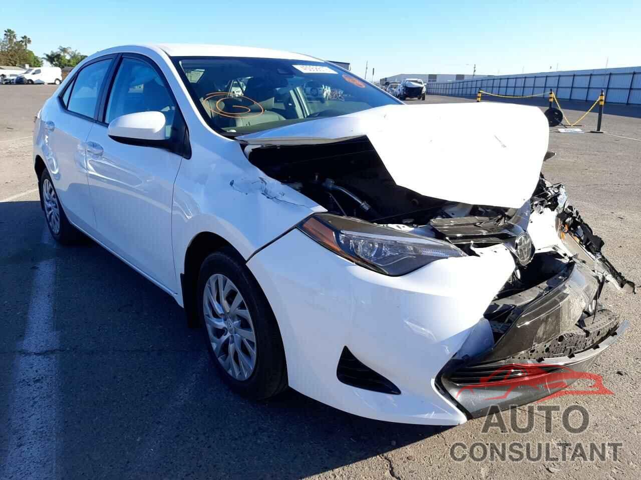 TOYOTA COROLLA 2018 - 5YFBURHE1JP833735