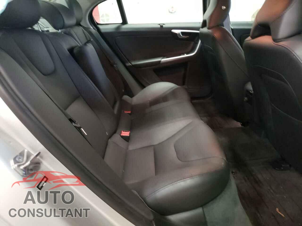 VOLVO S60 2017 - LYV402TK1HB149980