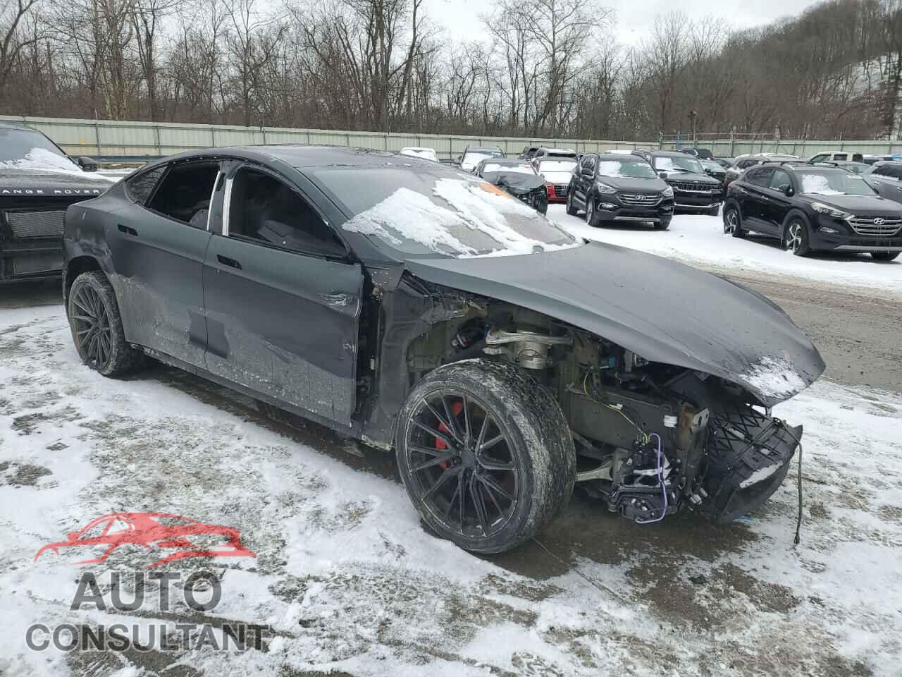 TESLA MODEL S 2023 - 5YJSA1E66PF502841