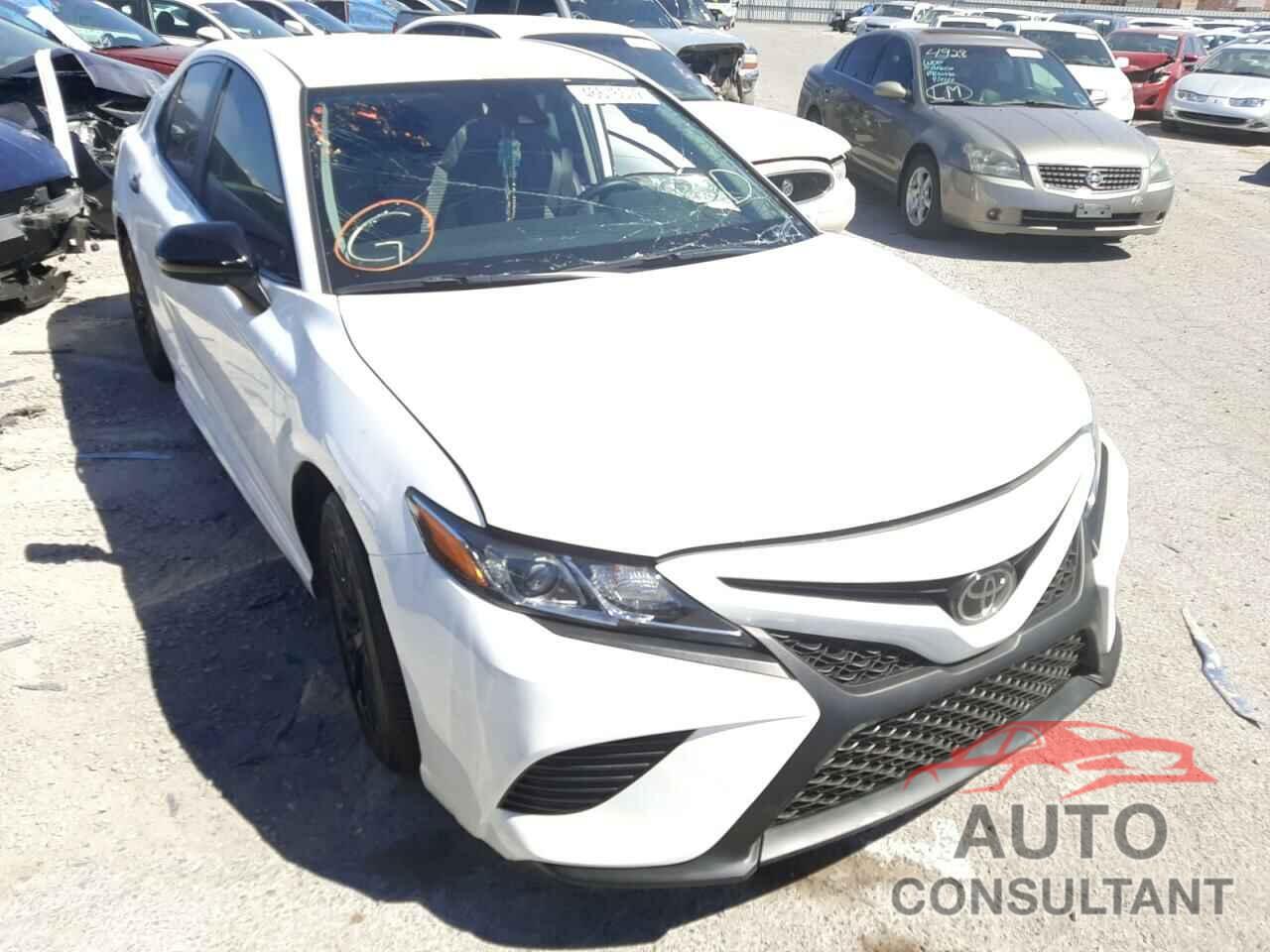 TOYOTA CAMRY 2020 - 4T1G11AK6LU329098