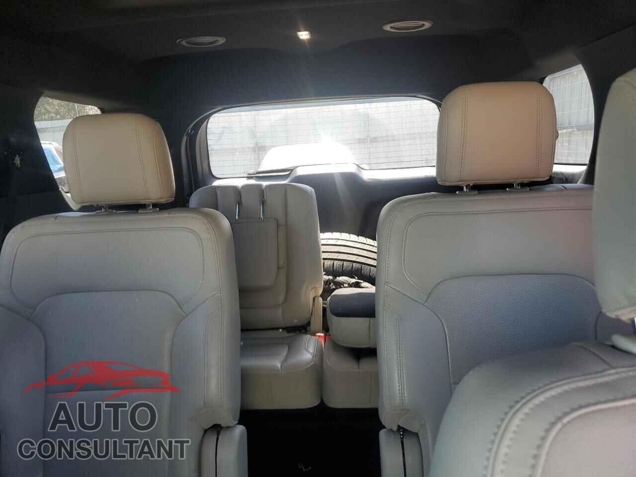 FORD EXPLORER 2018 - 1FM5K7F89JGB15139