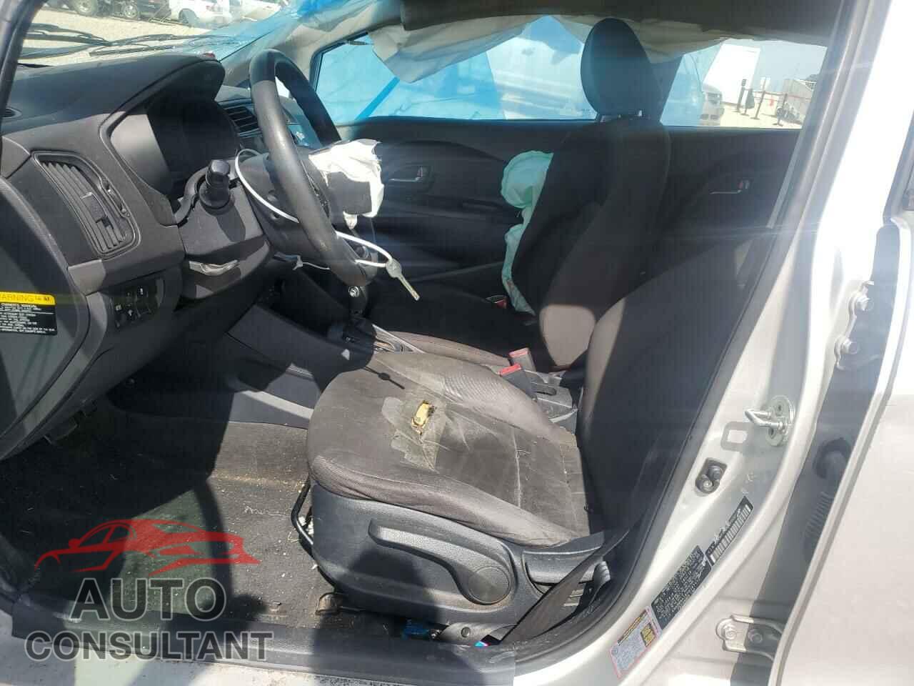 KIA RIO 2017 - KNADM4A38H6049412