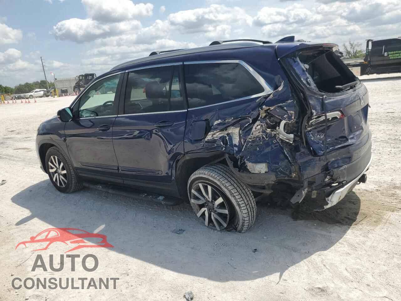 HONDA PILOT 2019 - 5FNYF6H76KB500304