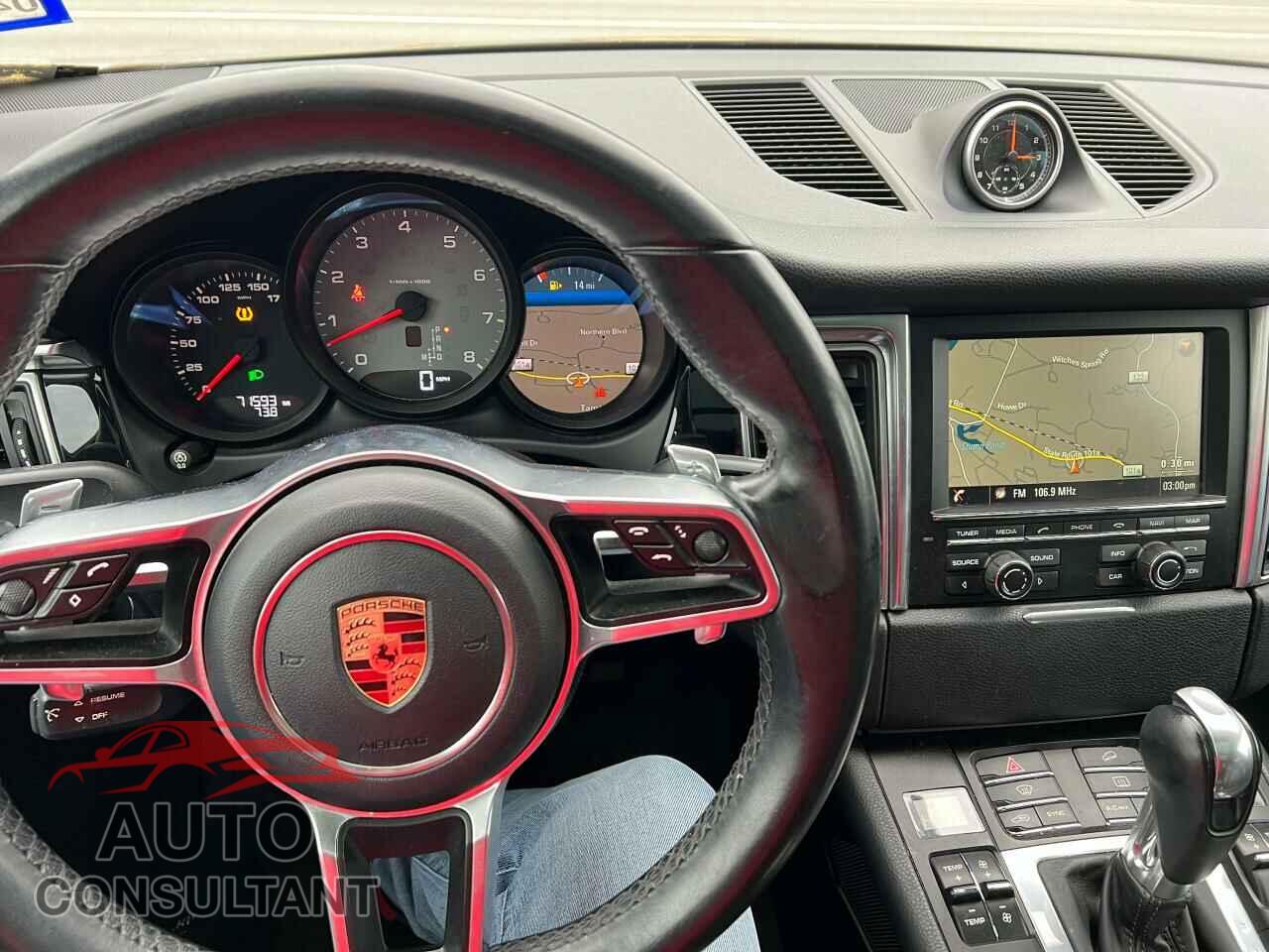 PORSCHE MACAN 2016 - WP1AB2A50GLB47866