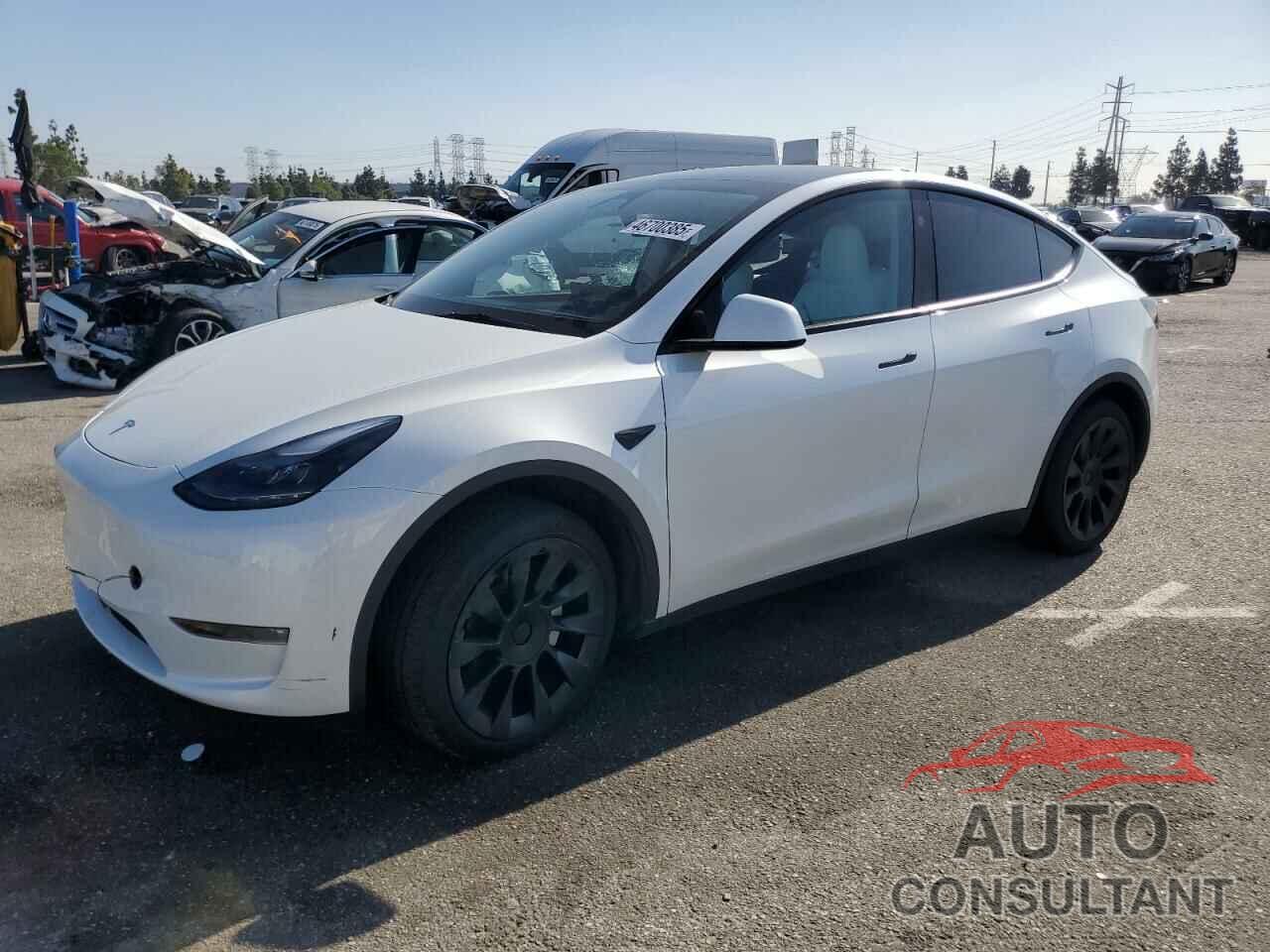 TESLA MODEL Y 2023 - 7SAYGDEE9PF886313