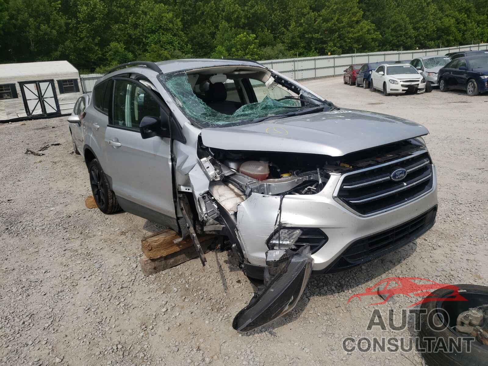 FORD ESCAPE 2019 - 1FMCU9GD5KUB53821