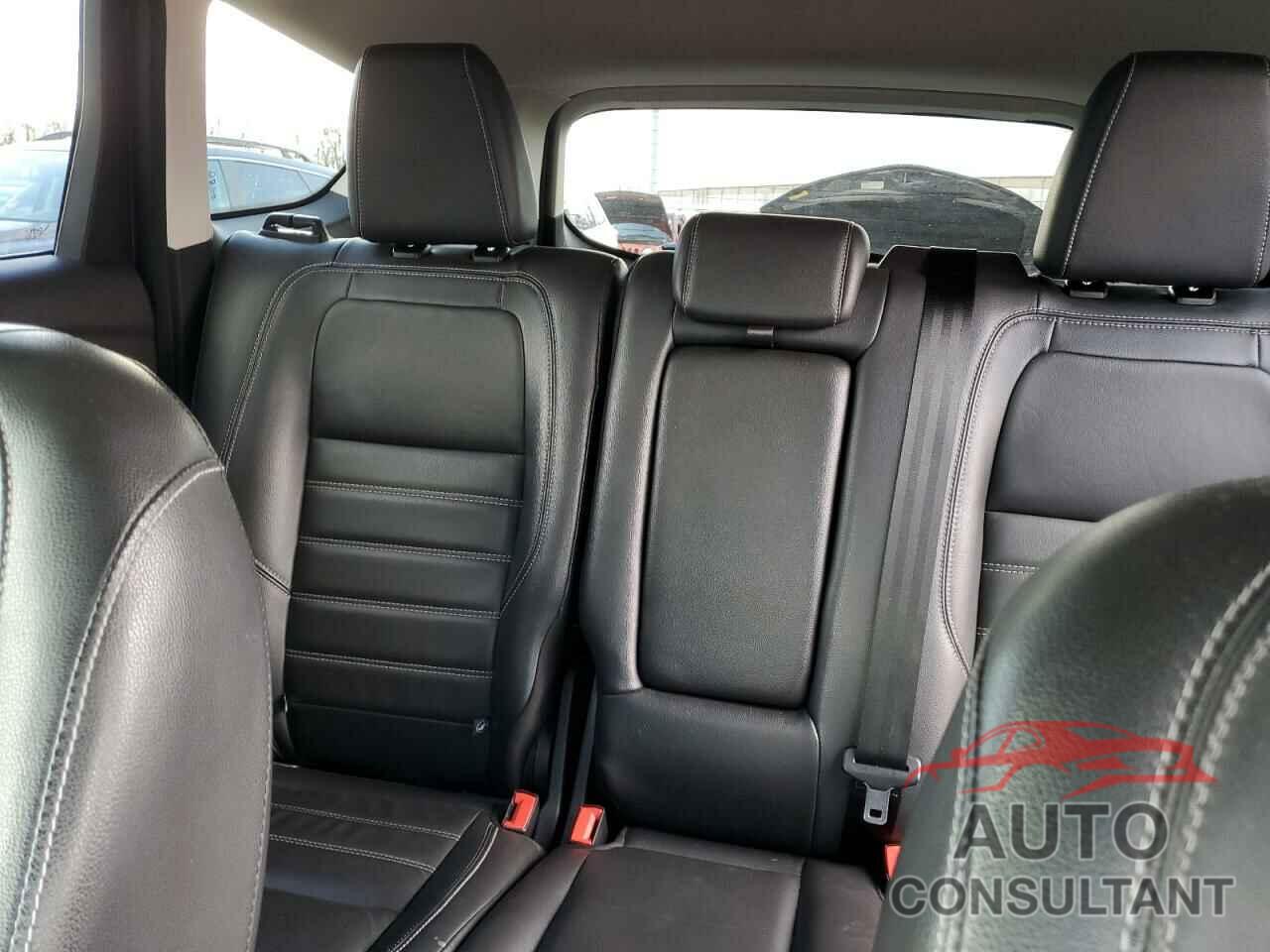 FORD ESCAPE 2018 - 1FMCU9HD4JUB31161