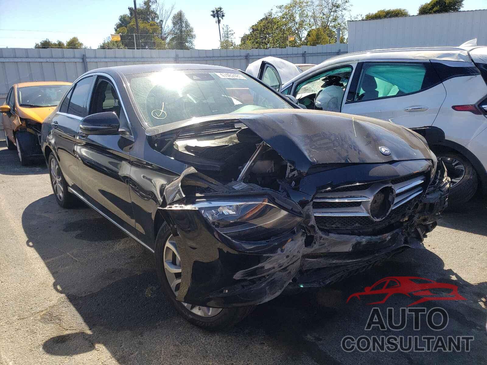 MERCEDES-BENZ C-CLASS 2016 - 55SWF4KB5GU134964