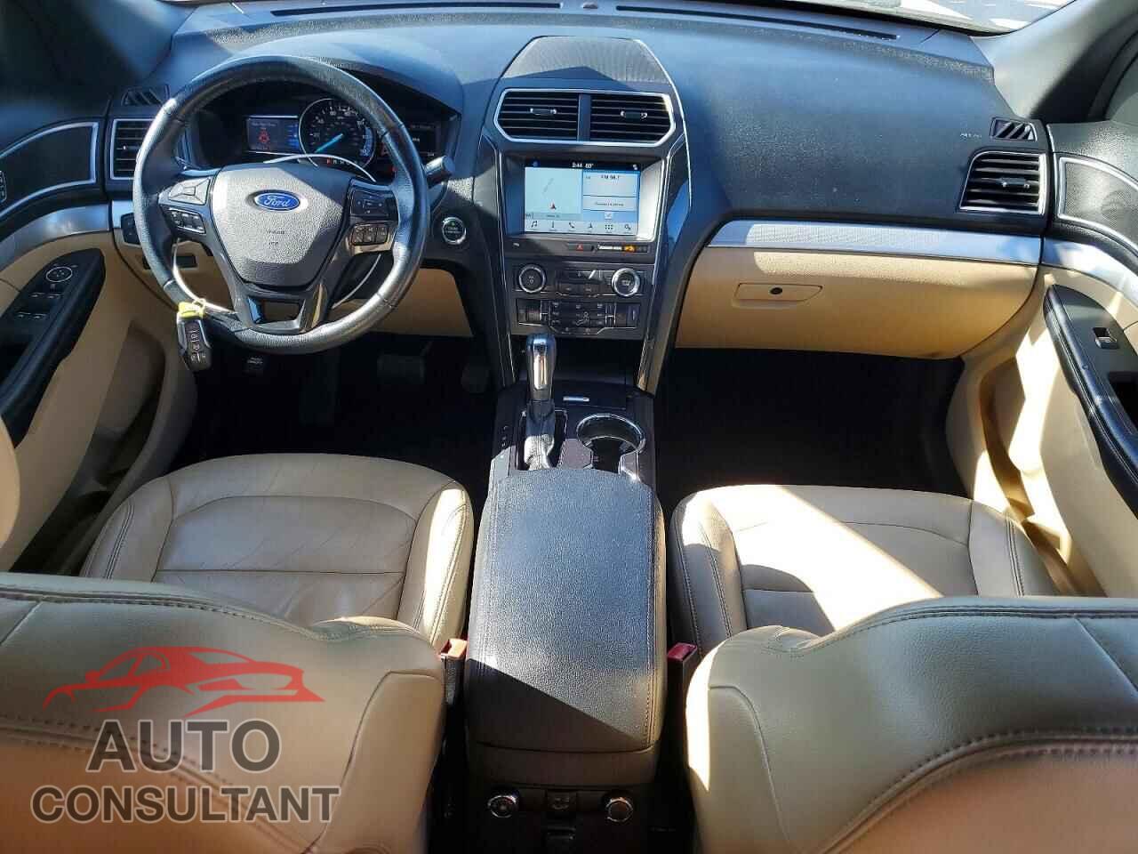FORD EXPLORER 2017 - 1FM5K7D82HGD02848