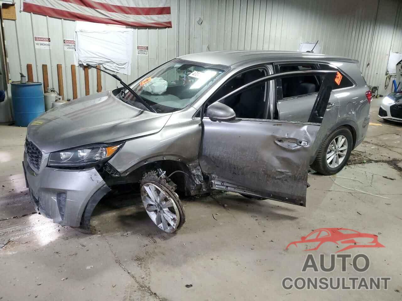 KIA SORENTO 2019 - 5XYPG4A36KG438349