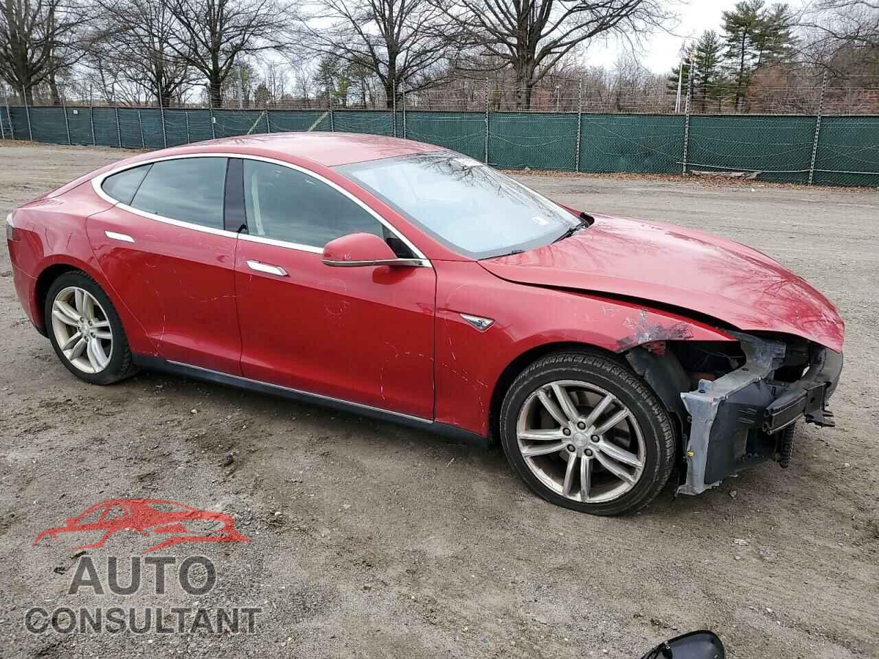 TESLA MODEL S 2014 - 5YJSA1S14EFP51077