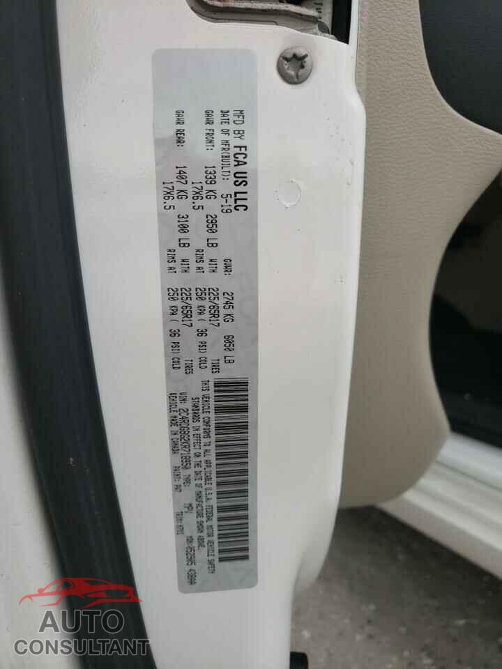 DODGE CARAVAN 2019 - 2C4RDGBG2KR718950