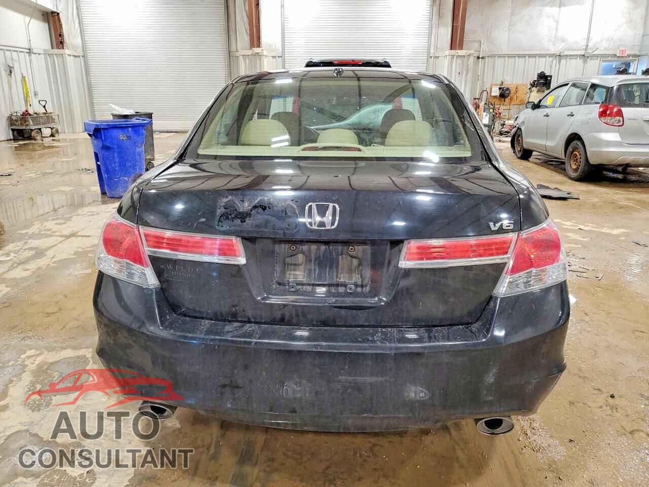 HONDA ACCORD 2011 - 1HGCP3F81BA019078
