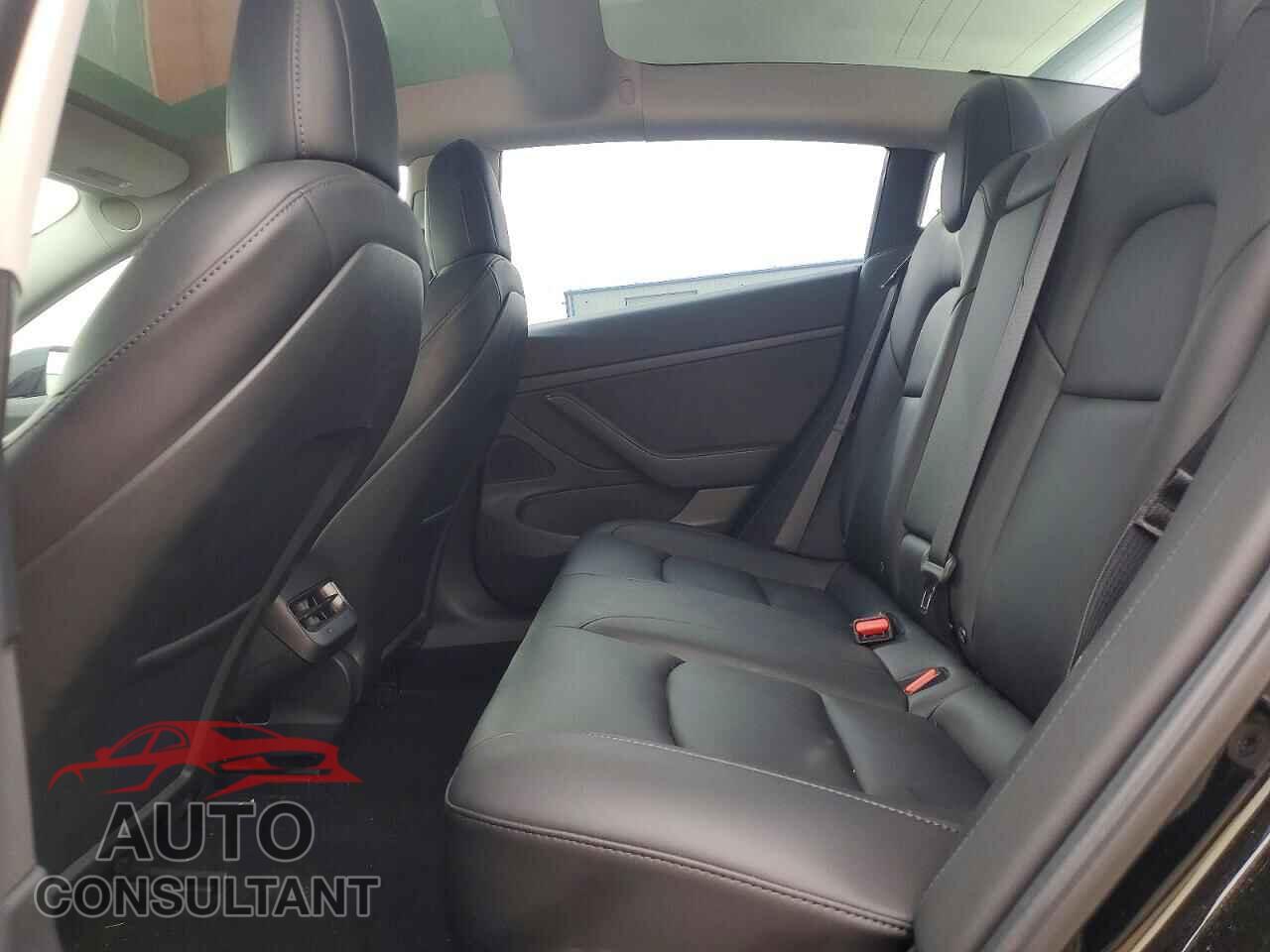 TESLA MODEL 3 2021 - 5YJ3E1EA7MF927719