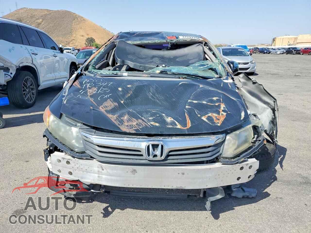 HONDA CIVIC 2012 - 2HGFB2F57CH323840