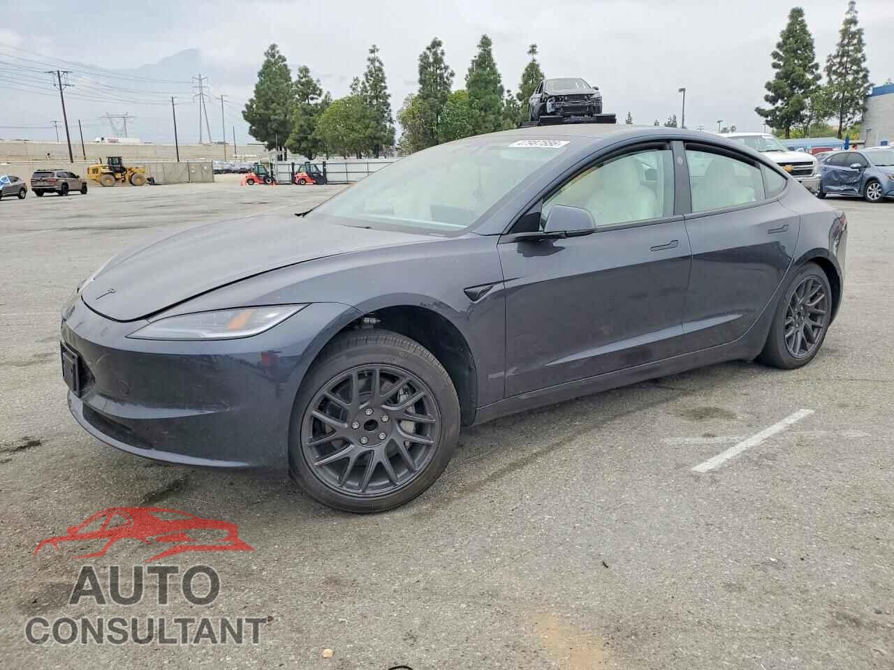 TESLA MODEL 3 2026 - 5YJ3E1EAXTF125499