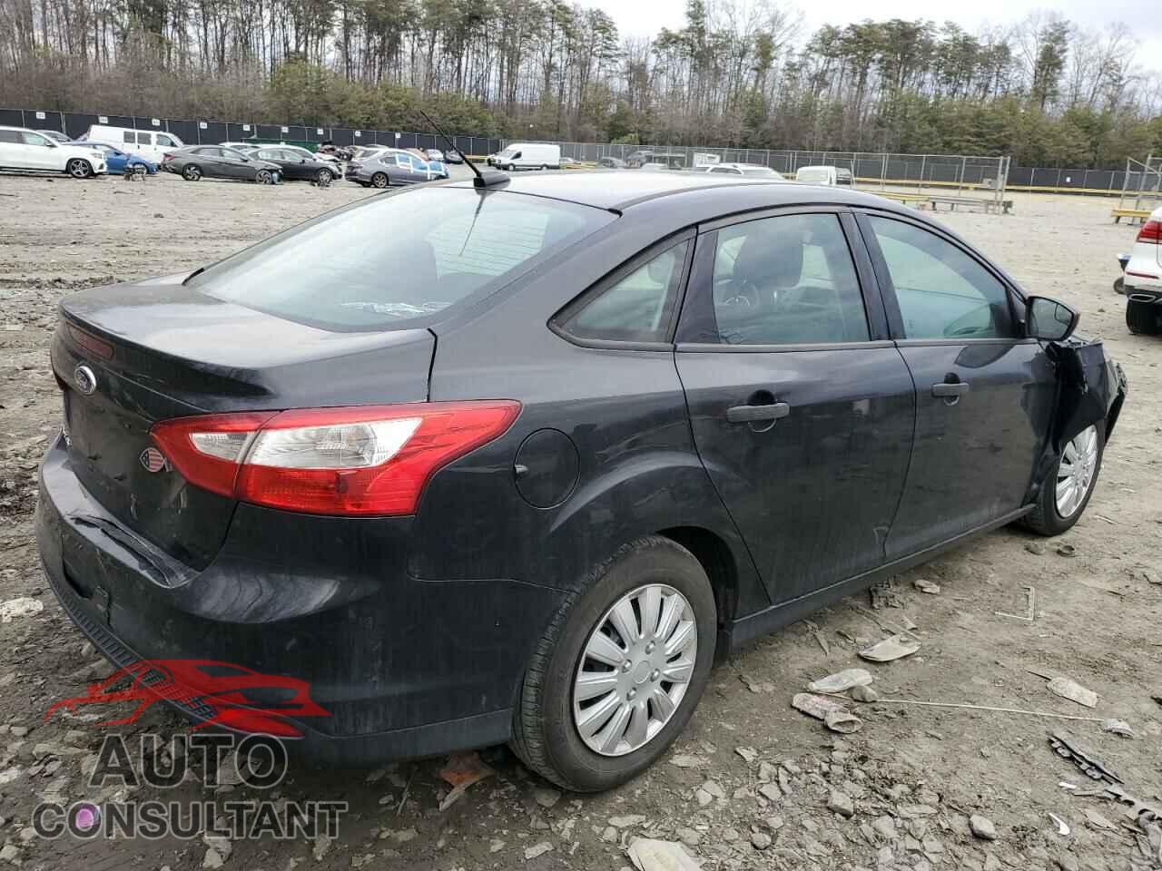 FORD FOCUS 2013 - 1FADP3E23DL358857