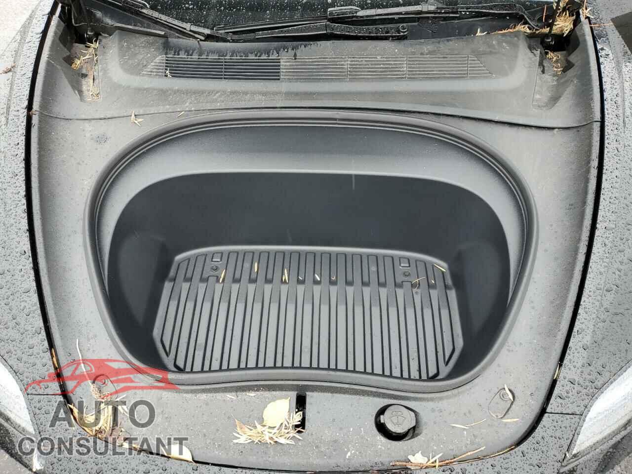 TESLA MODEL 3 2024 - 5YJ3E1EA9RF867532