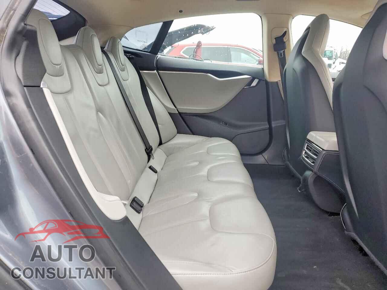 TESLA MODEL S 2014 - 5YJSA1H17EFP35849