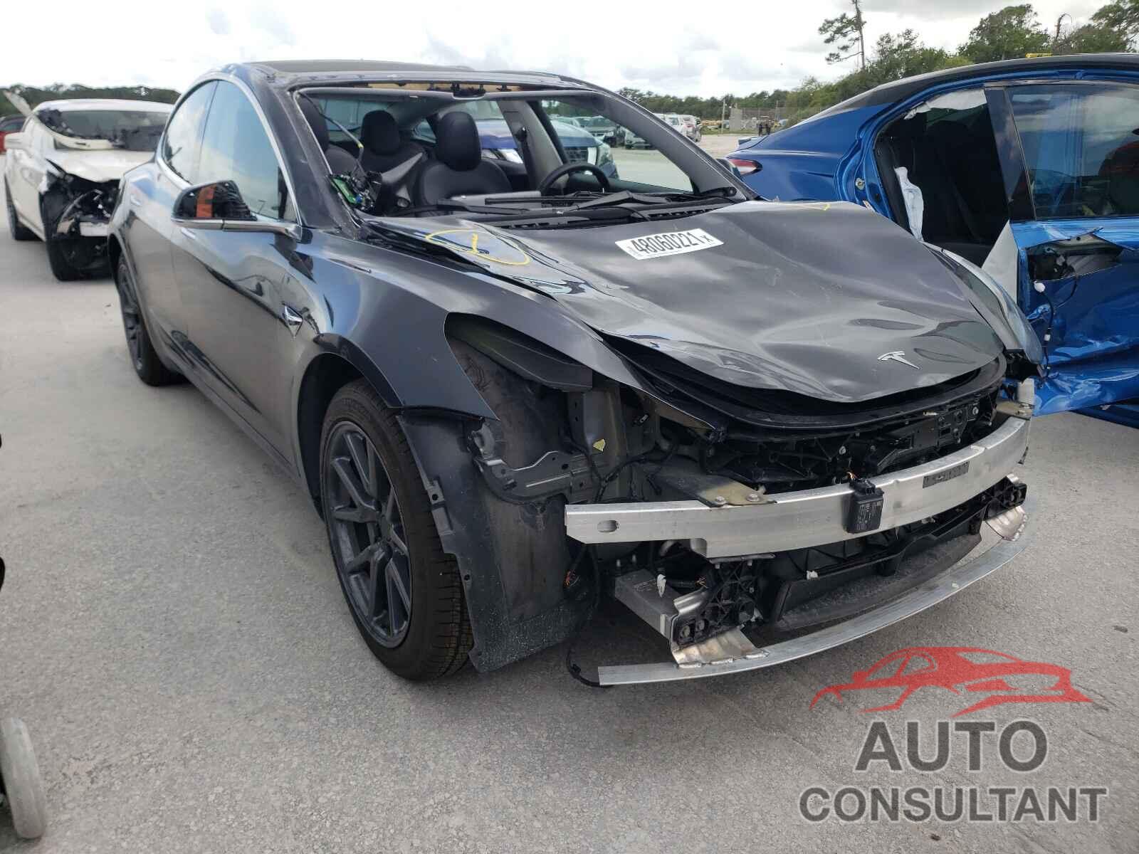 TESLA MODEL 3 2019 - 5YJ3E1EB0KF520766