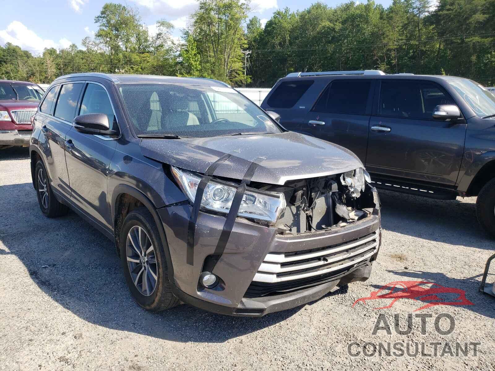 TOYOTA HIGHLANDER 2018 - 5TDJZRFH9JS824816