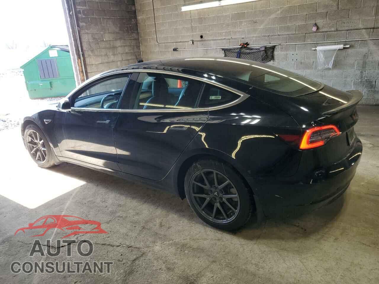 TESLA MODEL 3 2019 - 5YJ3E1EB0KF451478