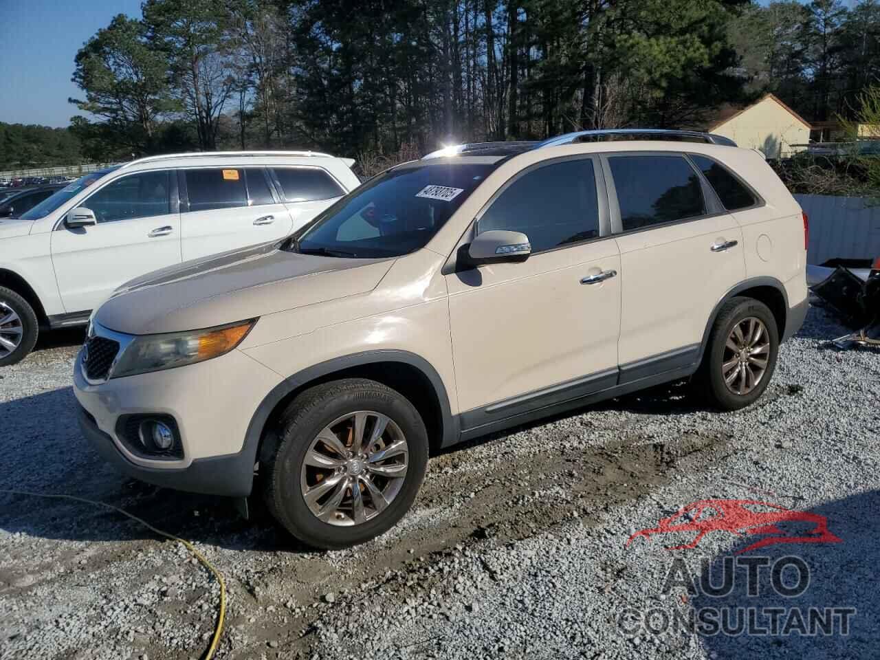 KIA SORENTO 2011 - 5XYKU4A27BG140953