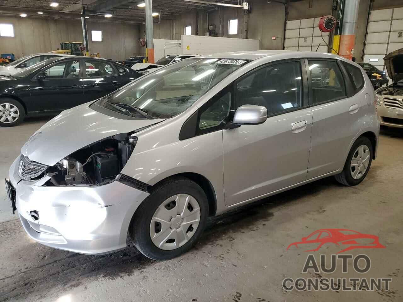 HONDA FIT 2013 - JHMGE8H31DC083180