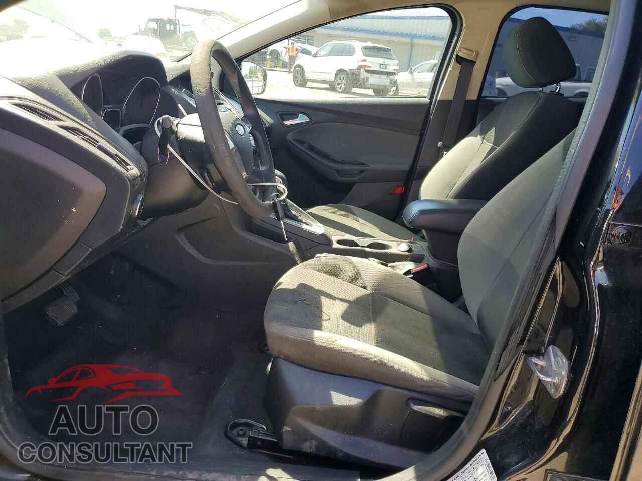FORD FOCUS 2014 - 1FADP3F21EL260104
