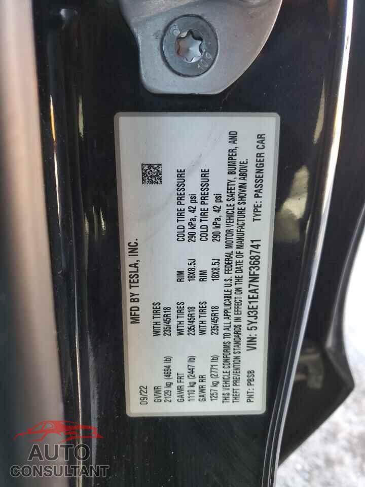 TESLA MODEL 3 2022 - 5YJ3E1EA7NF368741