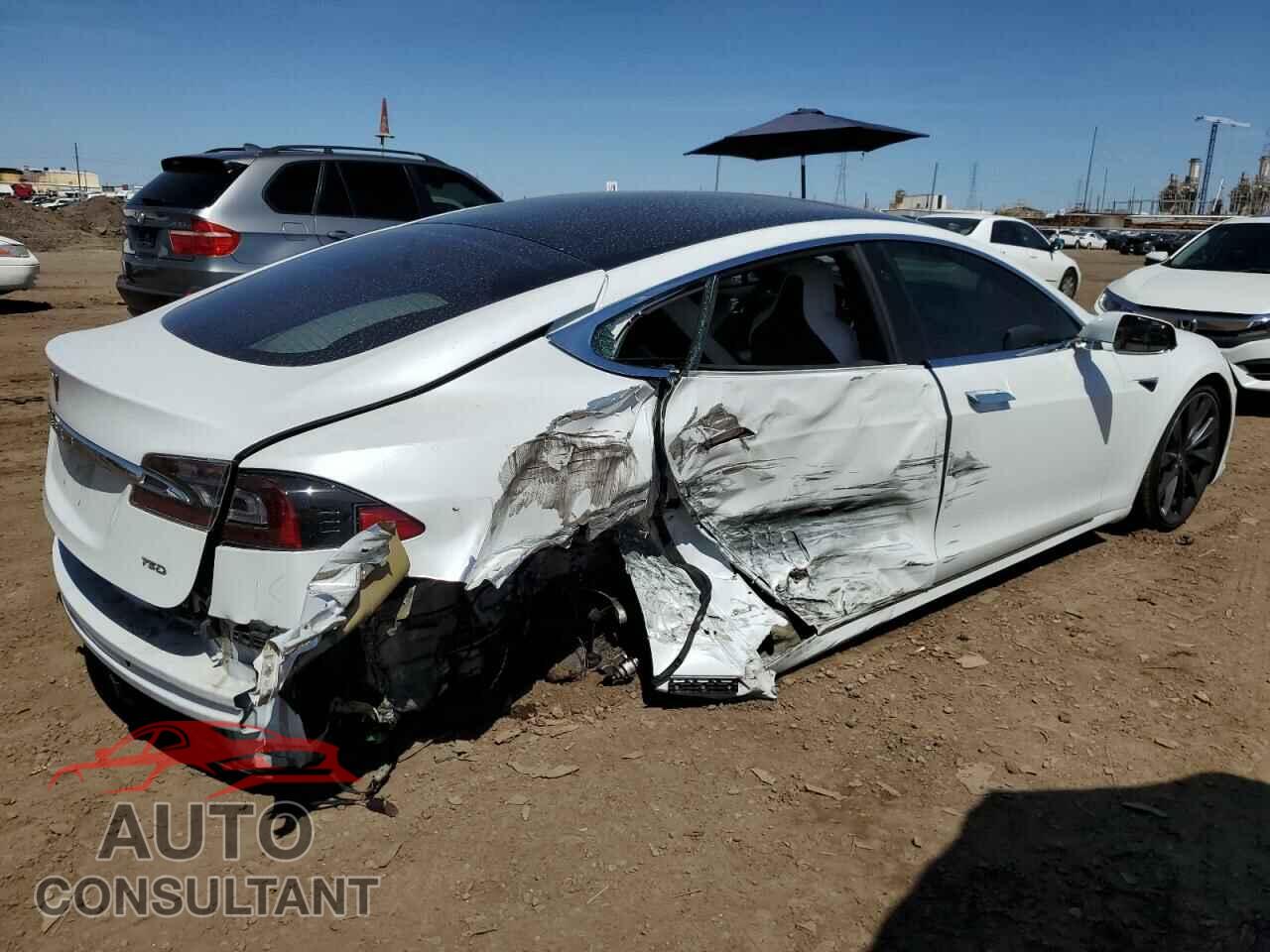 TESLA MODEL S 2018 - 5YJSA1E25JF289045