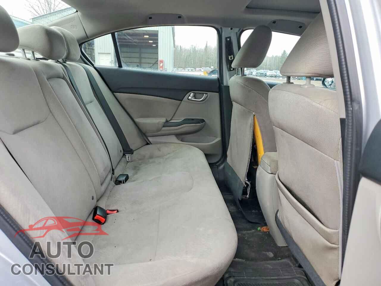 HONDA CIVIC 2013 - 2HGFB2F57DH005122
