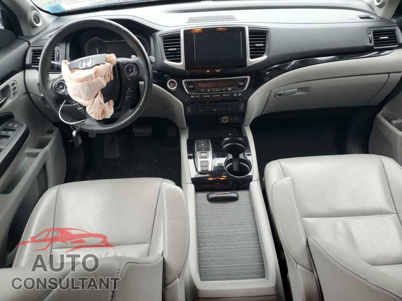 HONDA PILOT 2017 - 5FNYF6H91HB085290