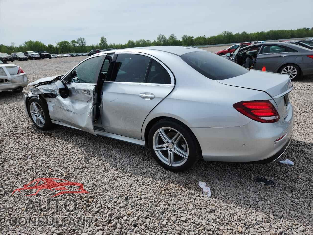 MERCEDES-BENZ E-CLASS 2017 - WDDZF4KB8HA144838